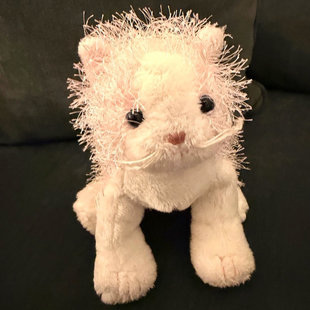 GANZ Webkinz Pink & White Cat HM189